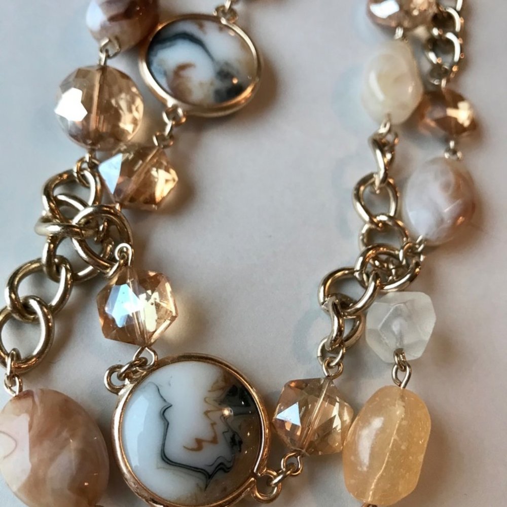 Genuine Premier Designs Jewelry necklace